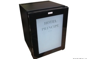 Minibar con porta in vetro personalizzabile 30lt